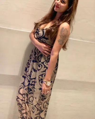 Ahmadnagar Escort
